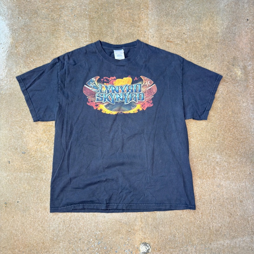 Vintage 2004 Lynyrd Skynyrd Band T-Shirt Mens XL Tennessee River Black Graphic